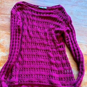 Sweater with lace bottom